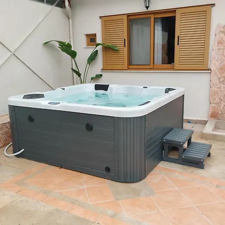 Luxury Chrysa Private Pool & Villa