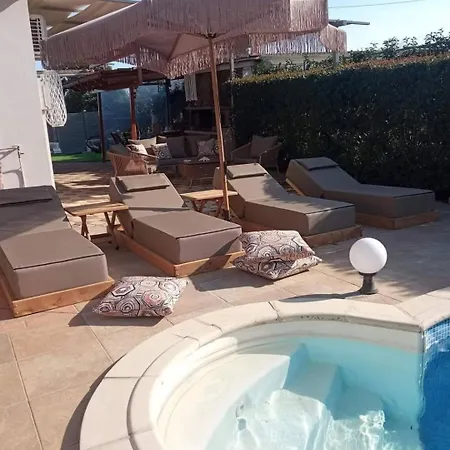 Luxury Chrysa Private Pool & Villa